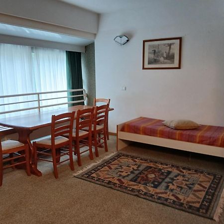 Appartamenti Vacanze Casa -Residence Albare - Check In Vacanze Casa - Marilleva 900 المظهر الخارجي الصورة