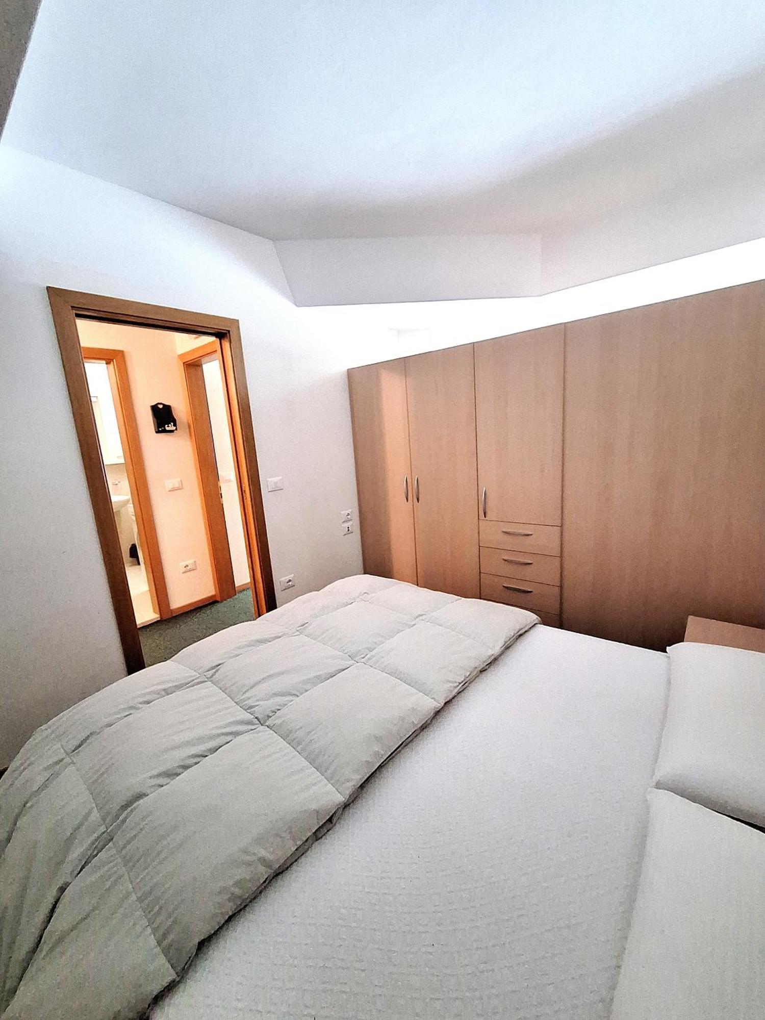 Appartamenti Vacanze Casa -Residence Albare - Check In Vacanze Casa - Marilleva 900 المظهر الخارجي الصورة