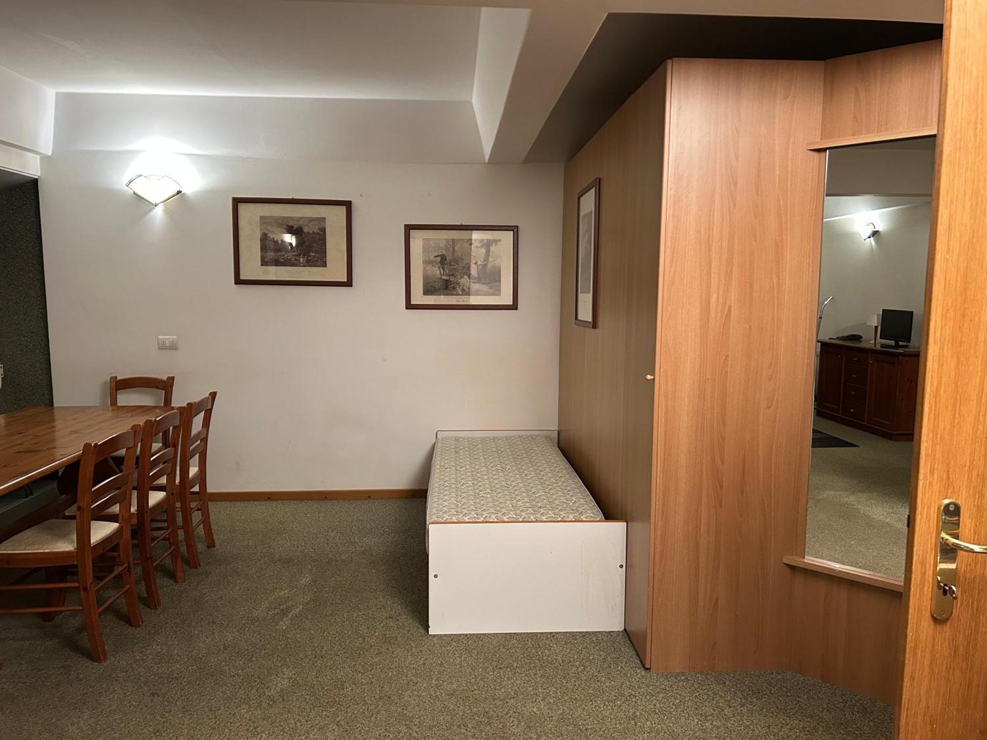 Appartamenti Vacanze Casa -Residence Albare - Check In Vacanze Casa - Marilleva 900 المظهر الخارجي الصورة